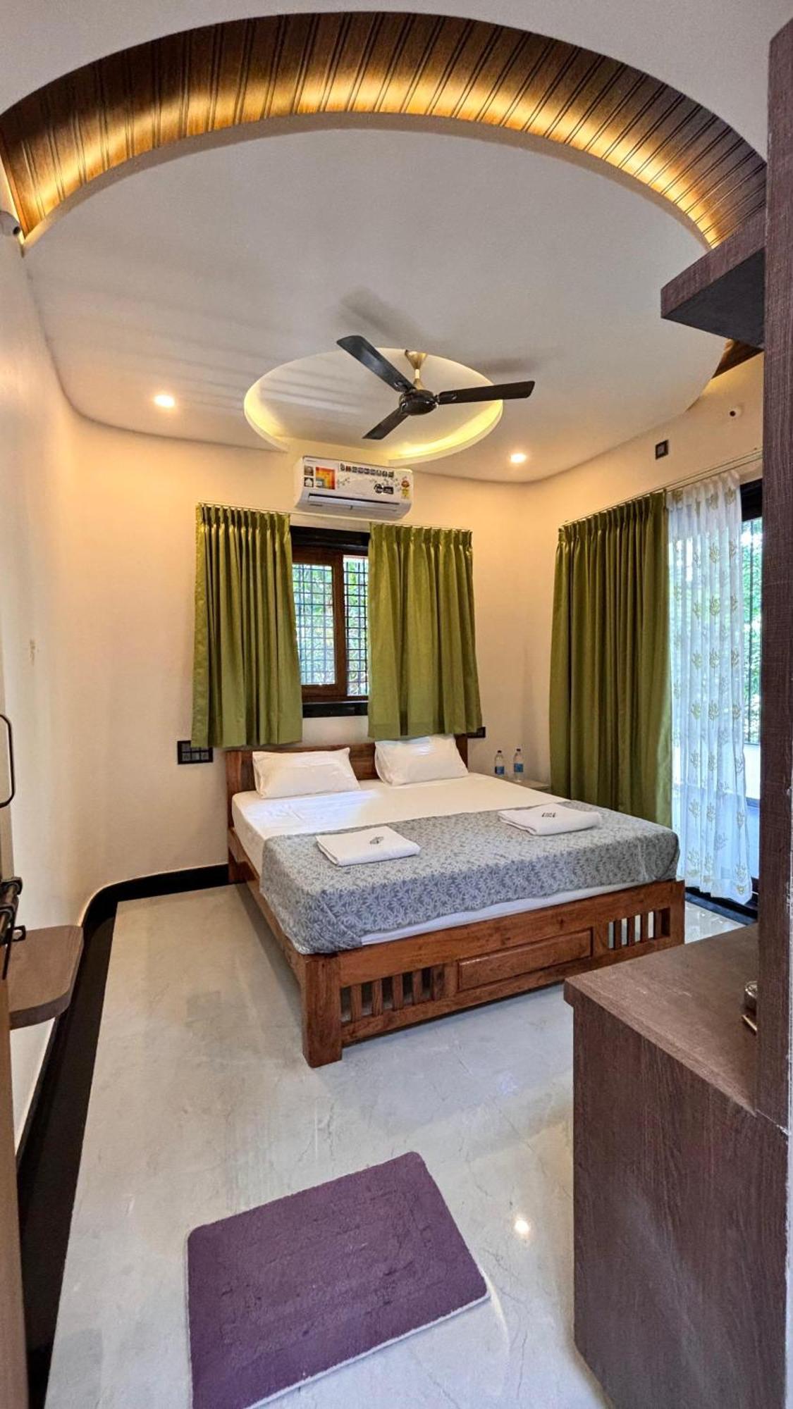 Arjun Homestay Хампи Экстерьер фото