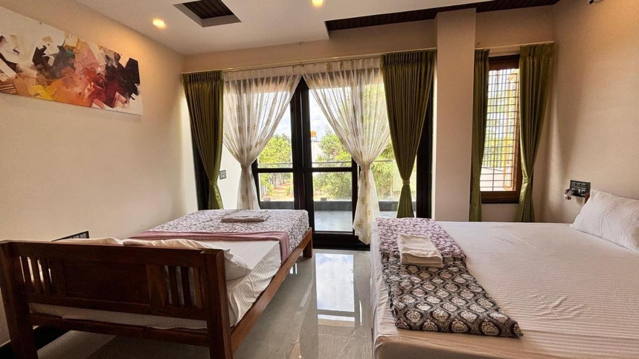 Arjun Homestay Хампи Экстерьер фото